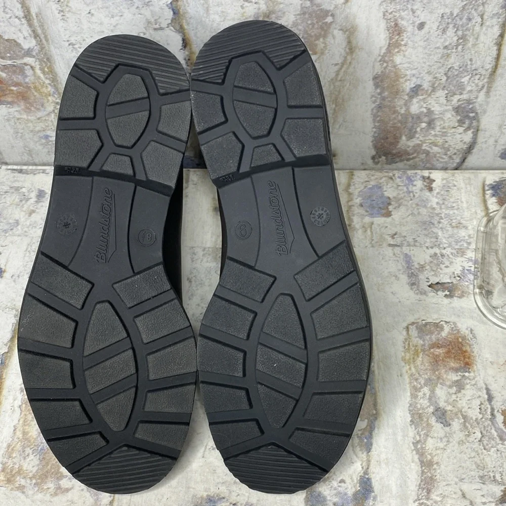 Blundstone Chelsea Boots - Picture 5 of 7